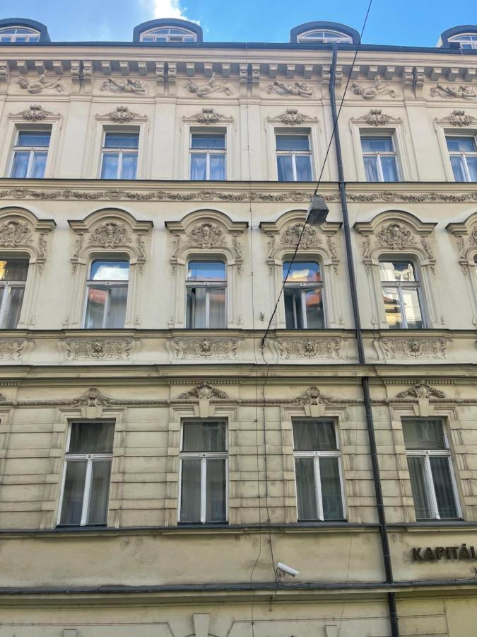 Free Days Luxury Apartment Prague Ngoại thất bức ảnh