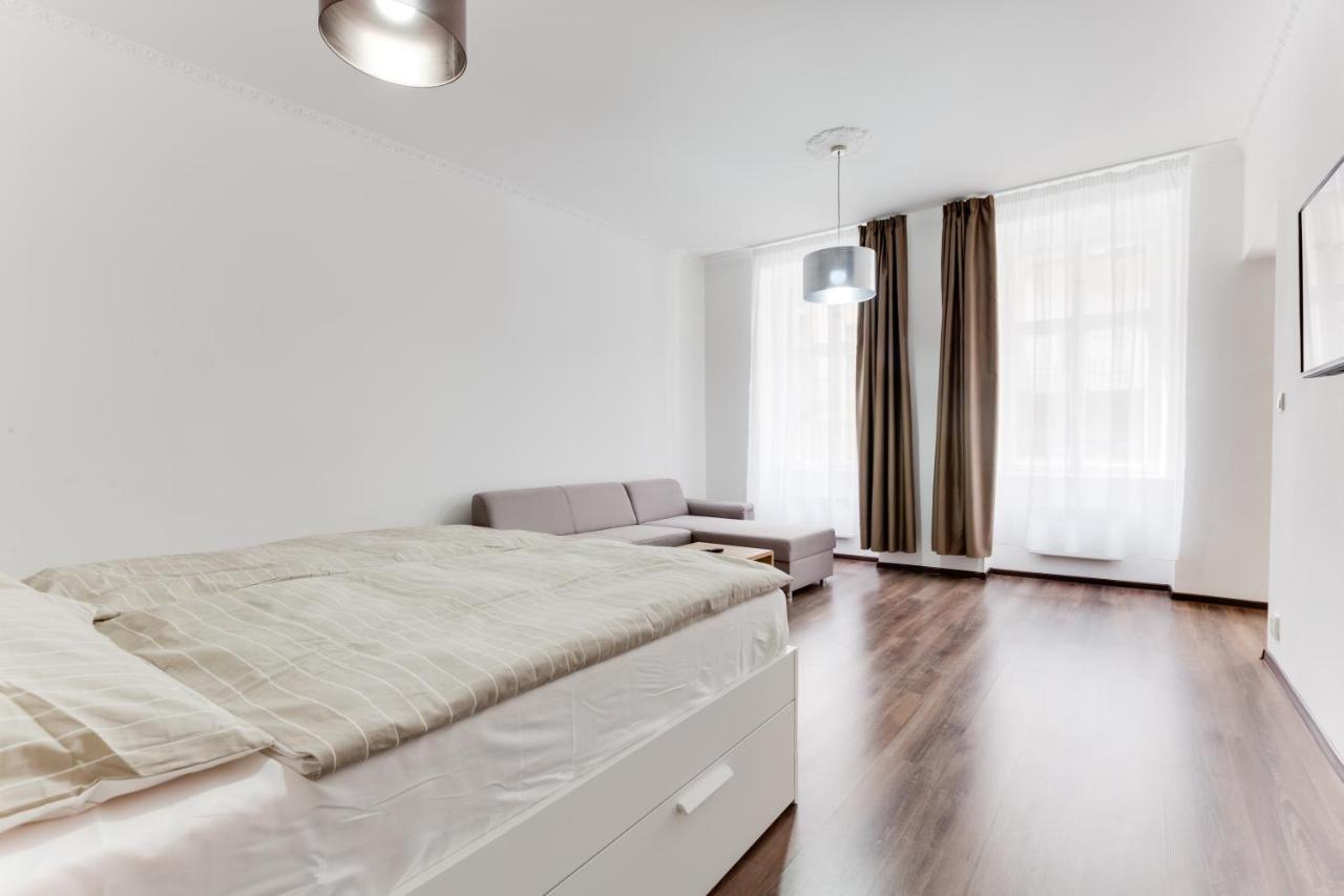 Free Days Luxury Apartment Prague Ngoại thất bức ảnh