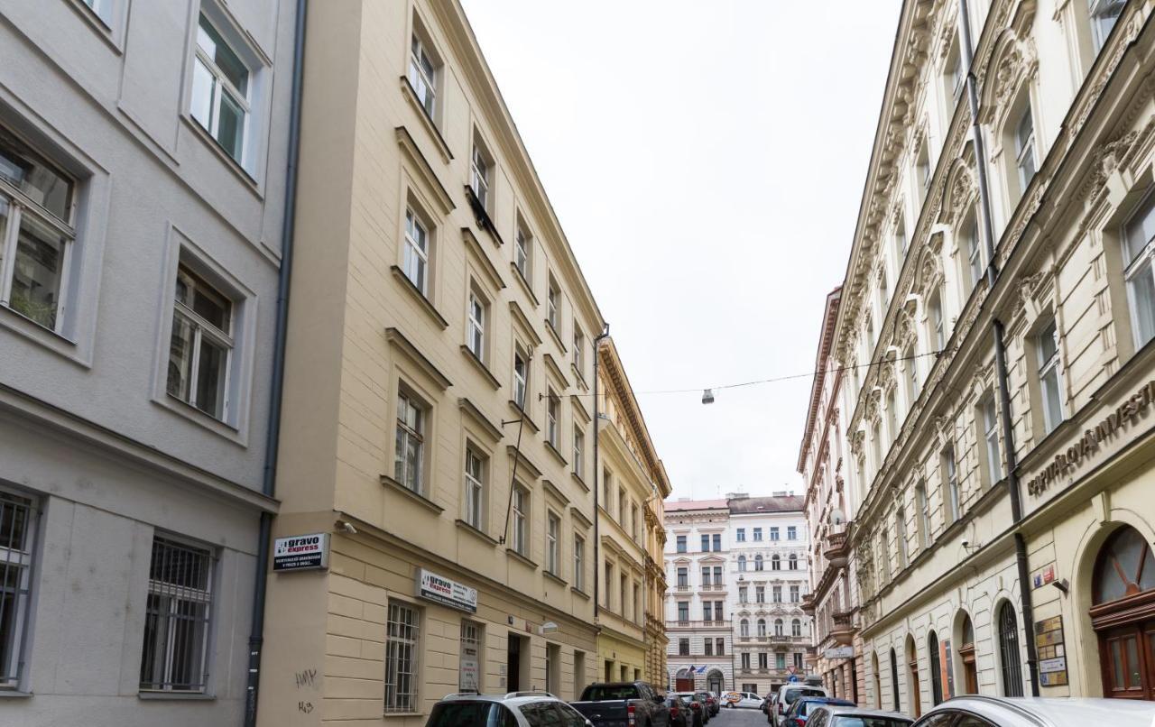 Free Days Luxury Apartment Prague Ngoại thất bức ảnh